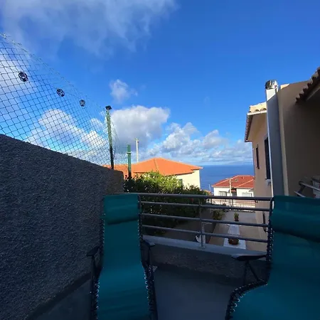 Casa Do Sol * Santa Cruz (Madeira)